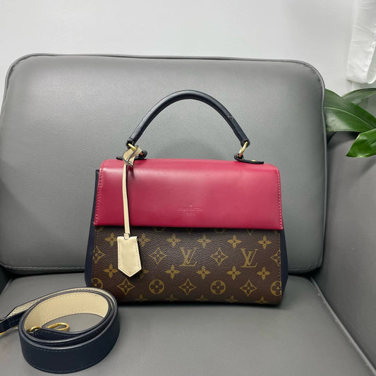 Louis Vuitton - Cluny BB - Monogram coated canvas and cowhide leather - Red, Brown, and Navy - (small)