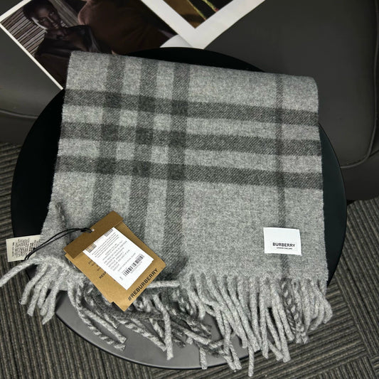 Burberry - Scarf - 100% Cashmere - Grey