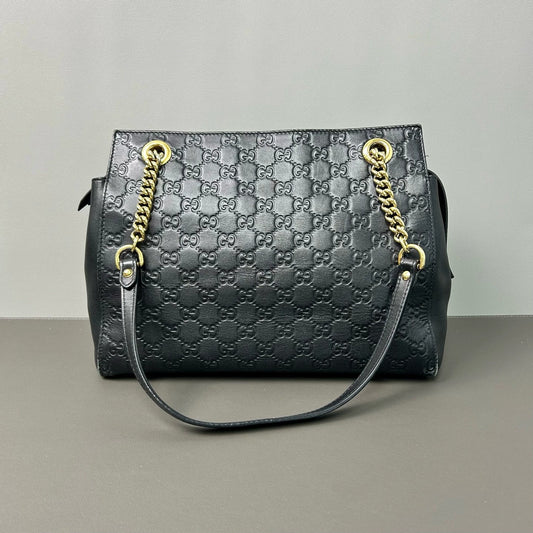 Gucci - GG Embossed Chain Shoulder Bag - Leather - Black - (Medium)