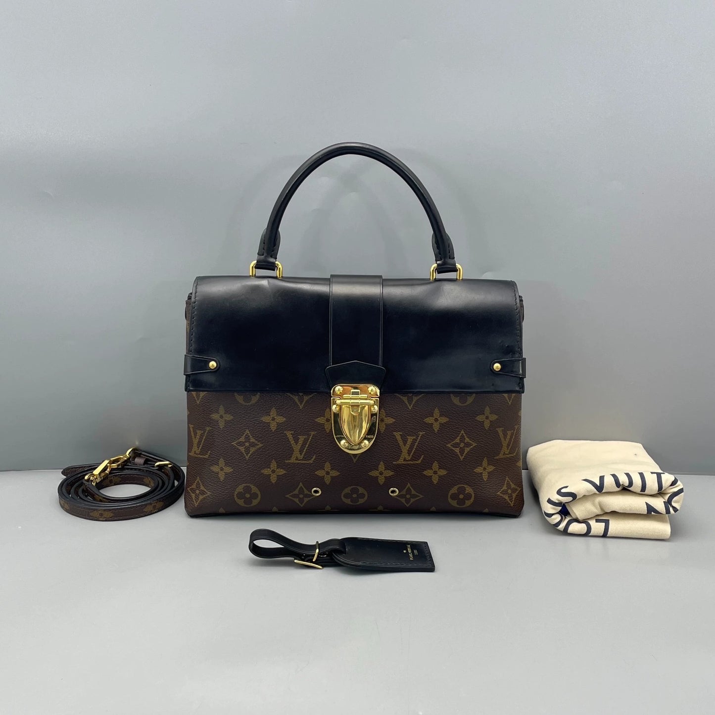 Louis Vuitton - One Handle - Monogram canvas, Leather - Brown, Black - (medium)