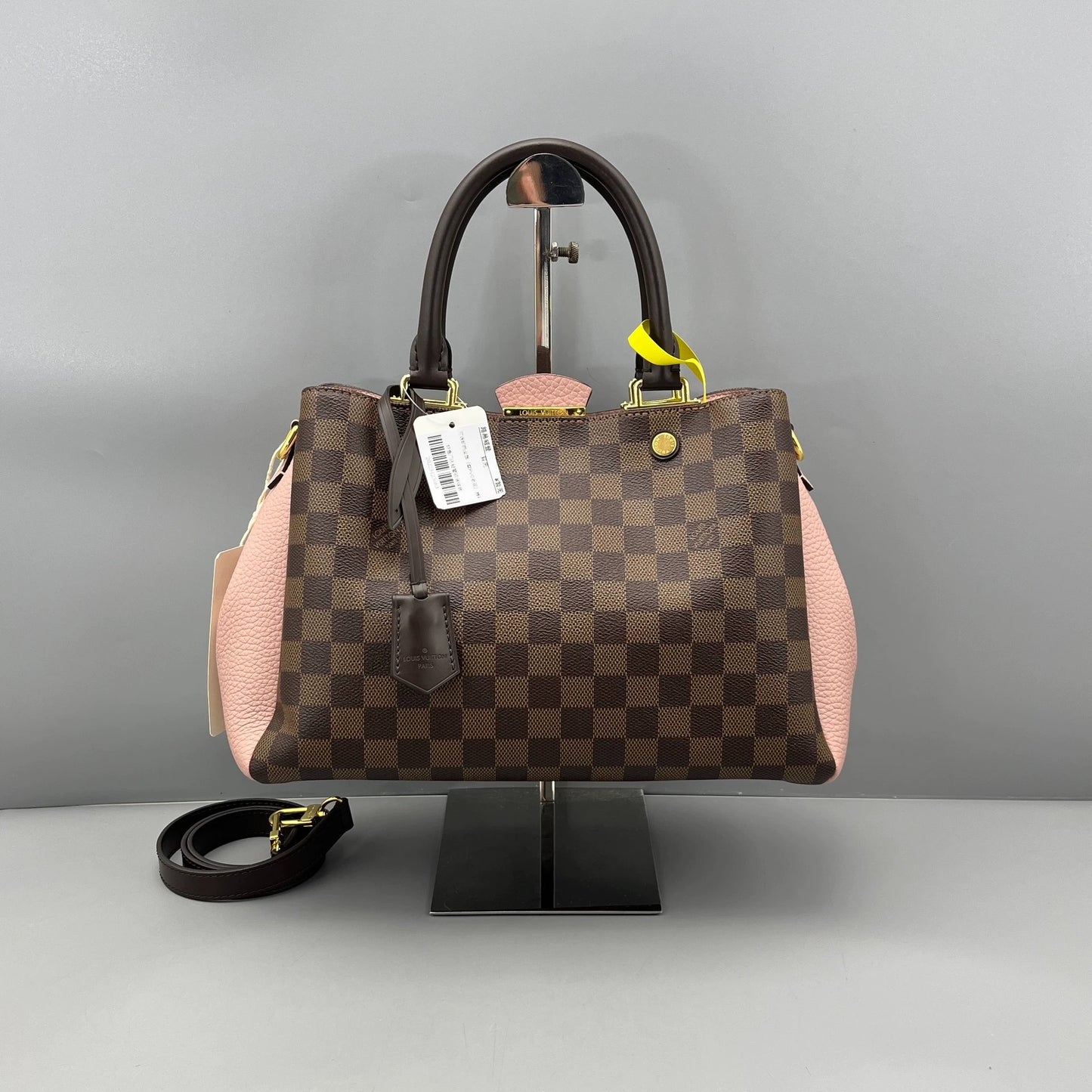Louis Vuitton - Brittany - Damier Ebene coated canvas with grained leather trim - Brown and Pink - (medium)