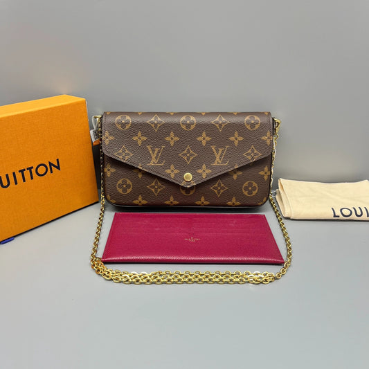 Louis Vuitton - Pochette Felicie - Monogram coated canvas with grained leather trim and interior elements - Brown - (small)