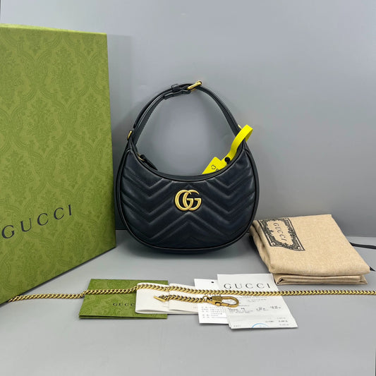 Gucci - GG Marmont Half Moon Bag - Leather - Black - (Small)