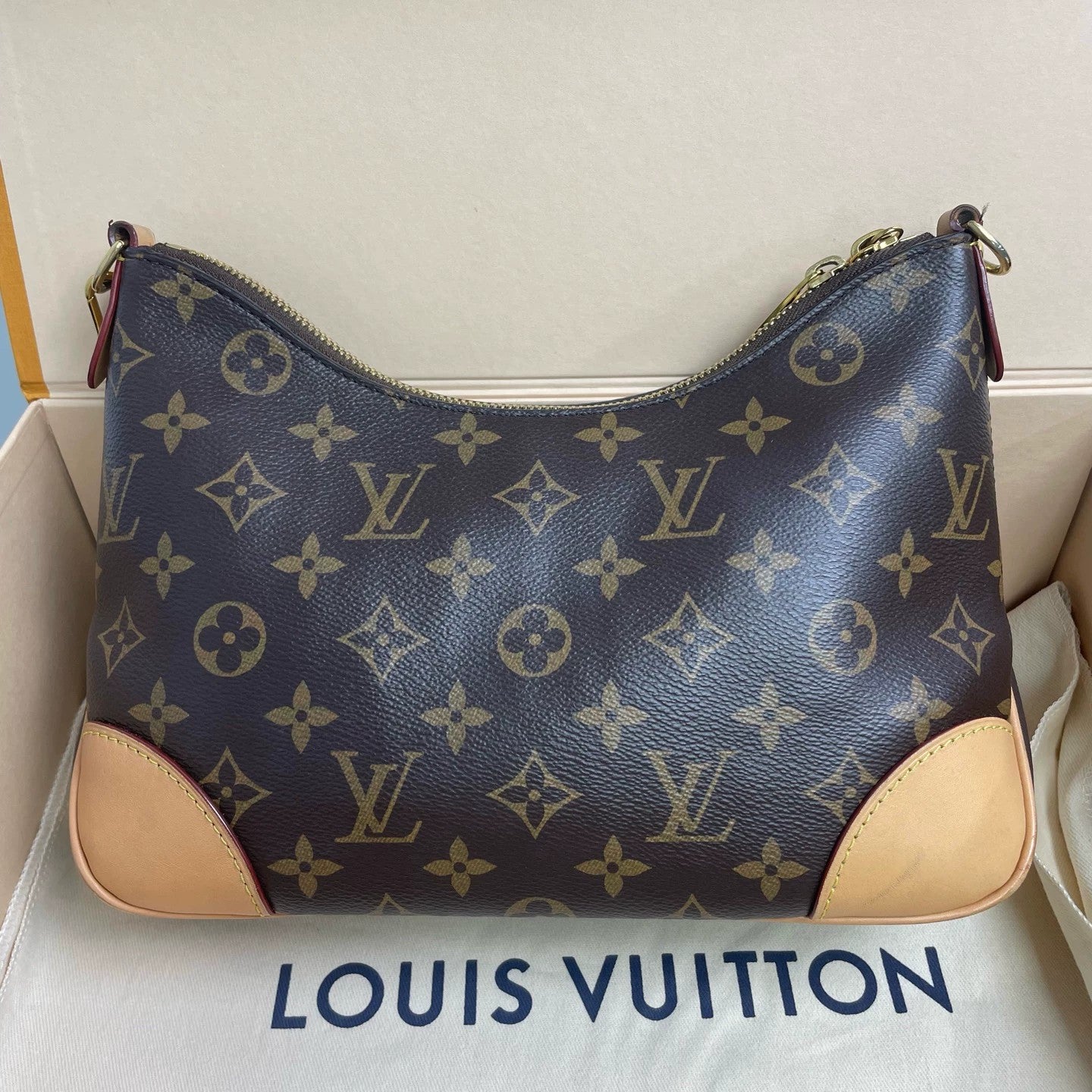 Louis Vuitton - Loop Hobo - Monogram coated canvas with natural cowhide leather trim - Brown - (medium)
