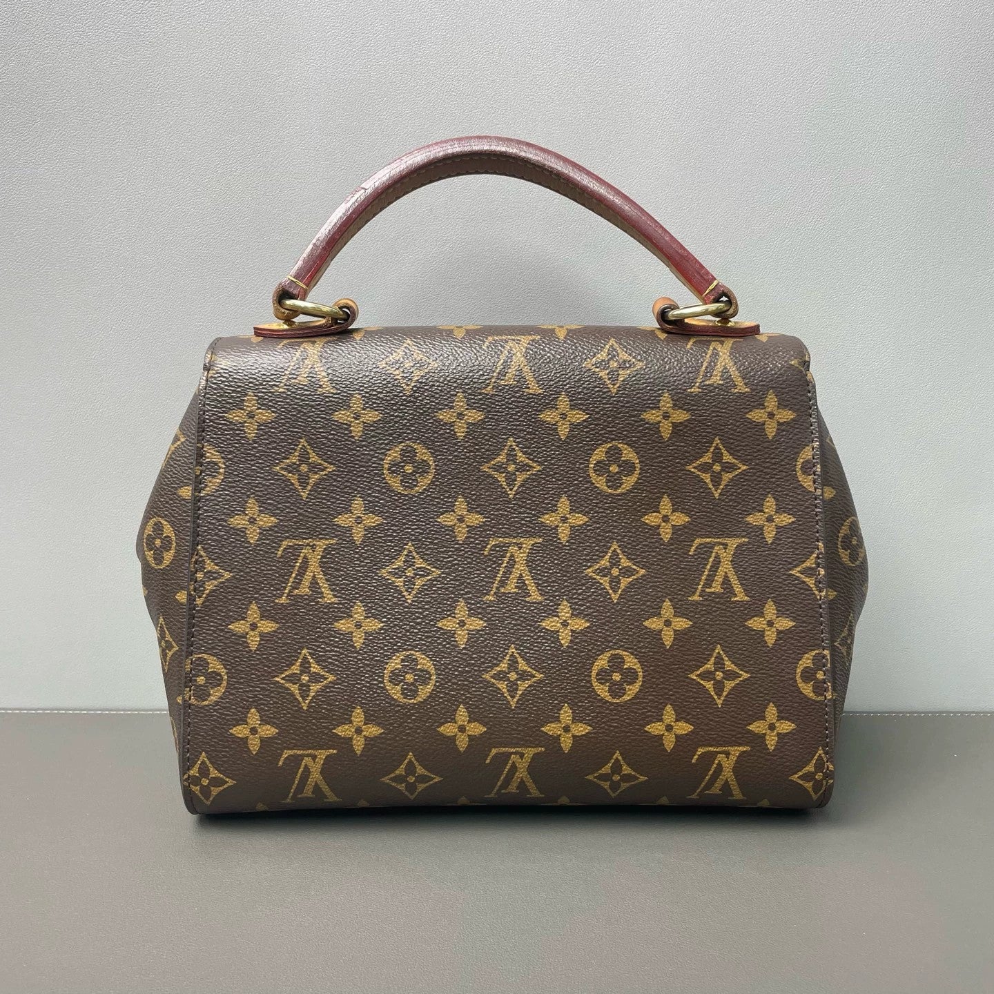 Louis Vuitton - Cluny BB - Monogram coated canvas with leather trim - Brown - (small)