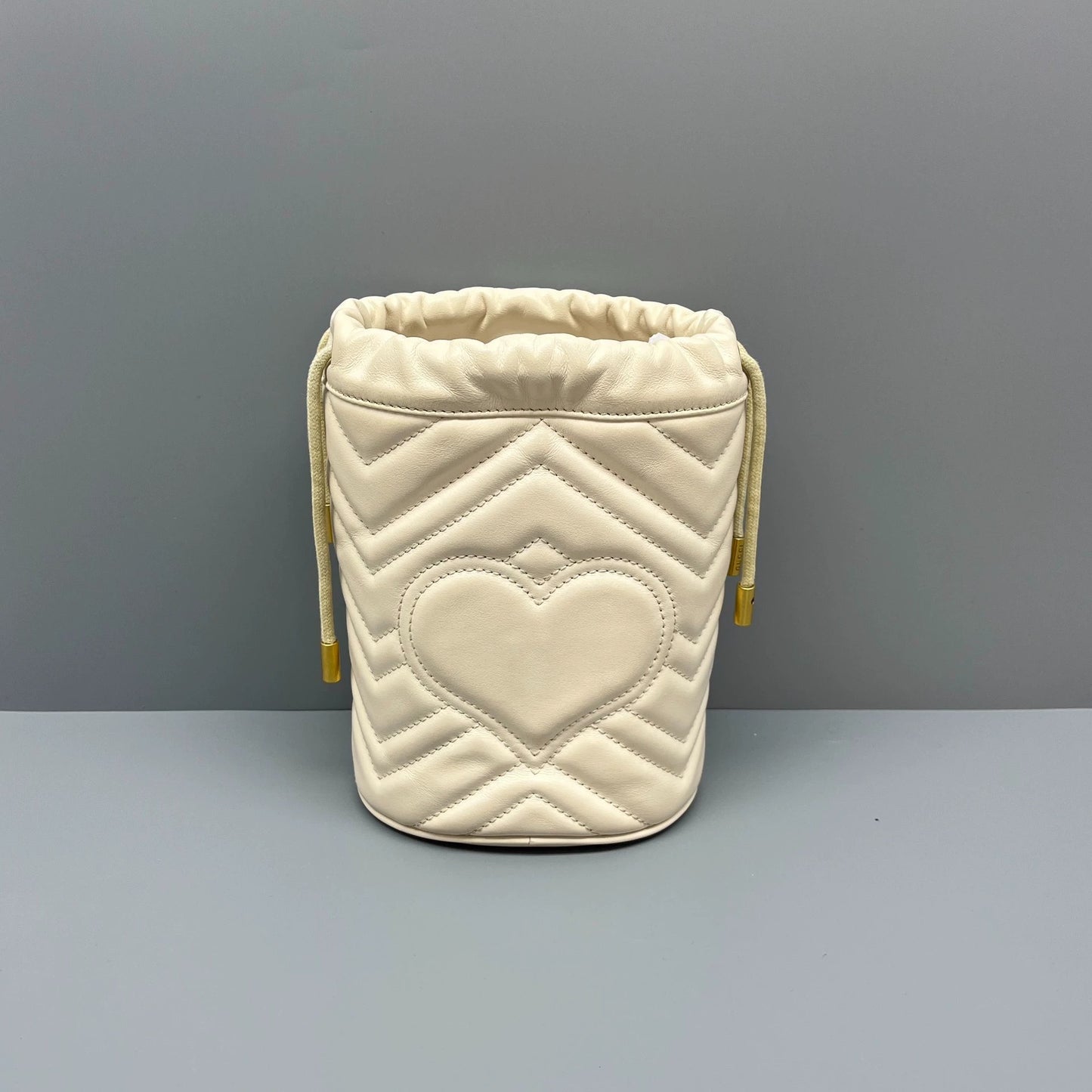 Gucci - GG Marmont Small Bucket Bag - Leather - White - (Small)