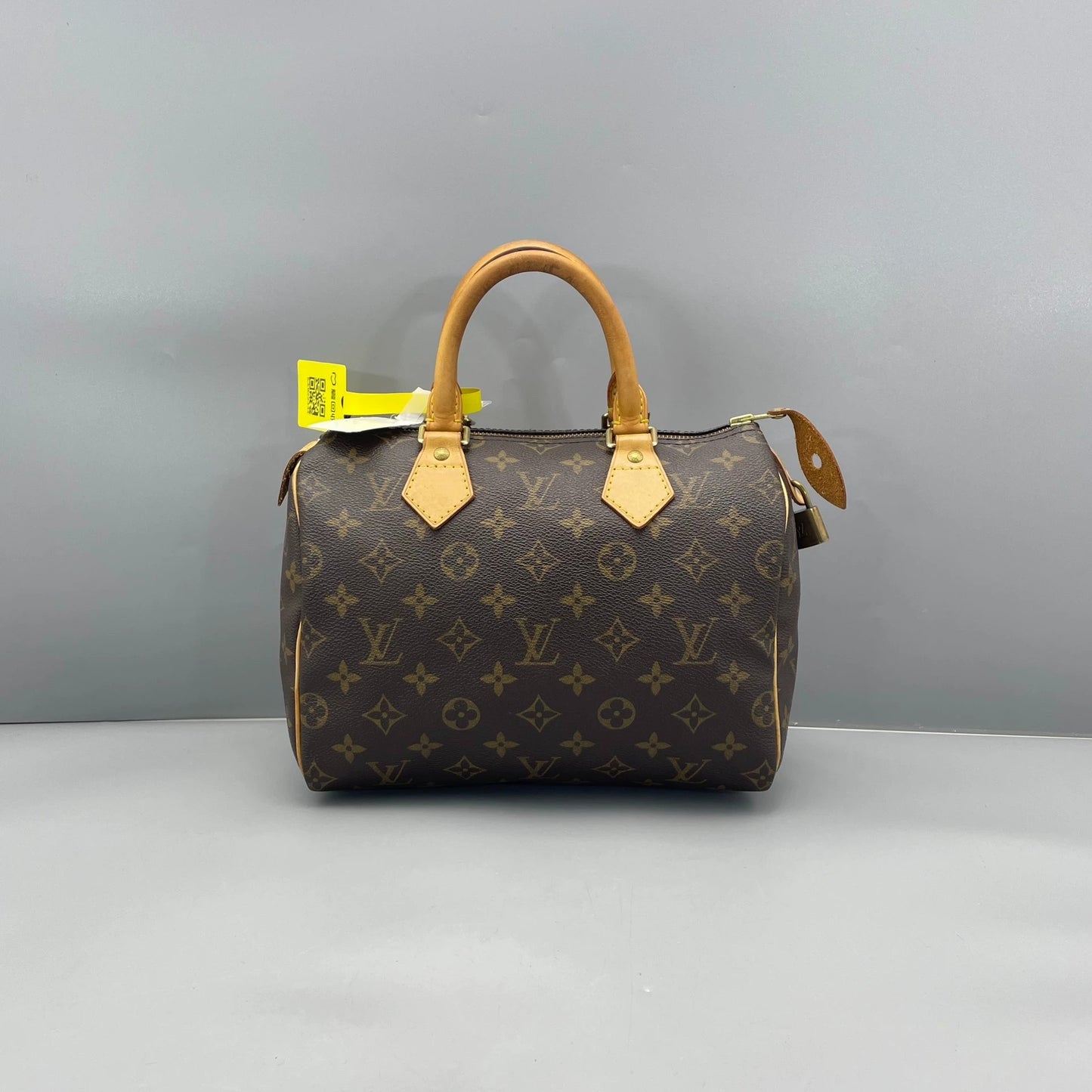 Louis Vuitton - Speedy 25 - Monogram coated canvas with Vachetta leather trim - Brown - (Small)