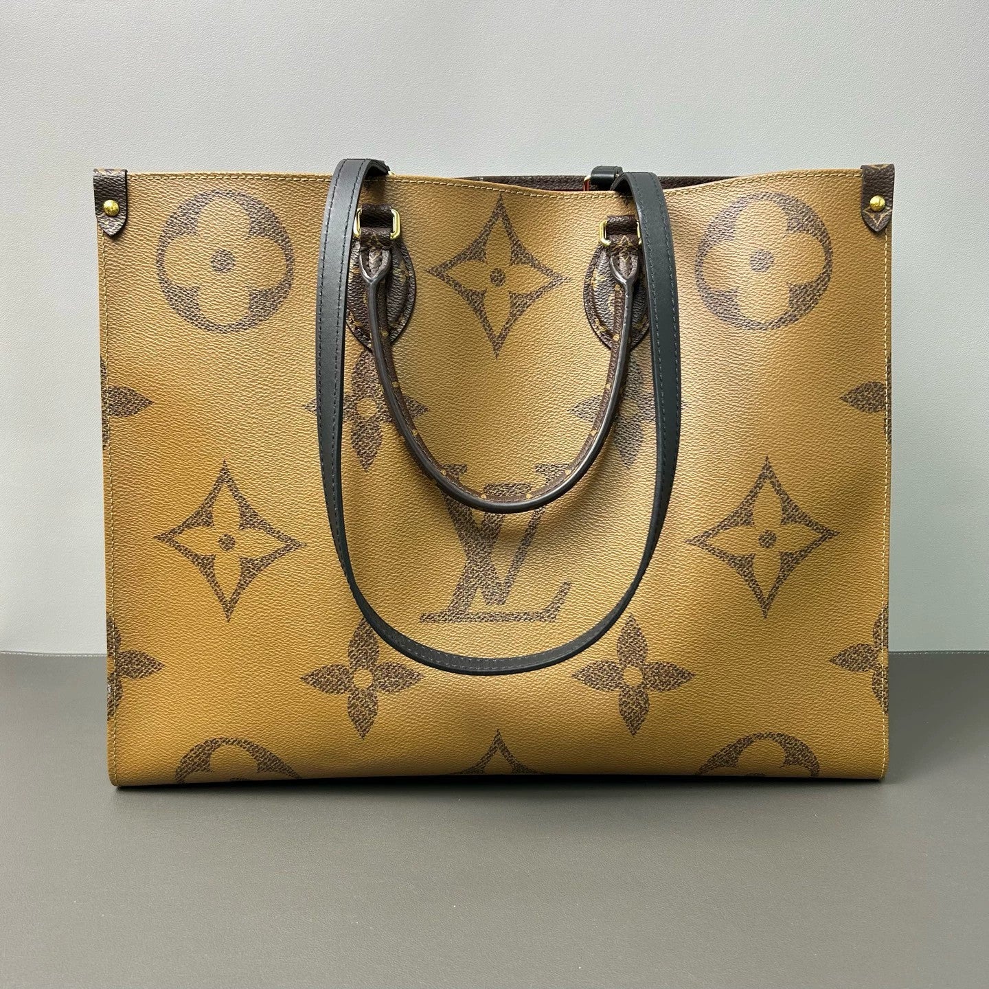 Louis Vuitton - Onthego GM - Monogram Giant canvas with leather trim - Brown - (large)