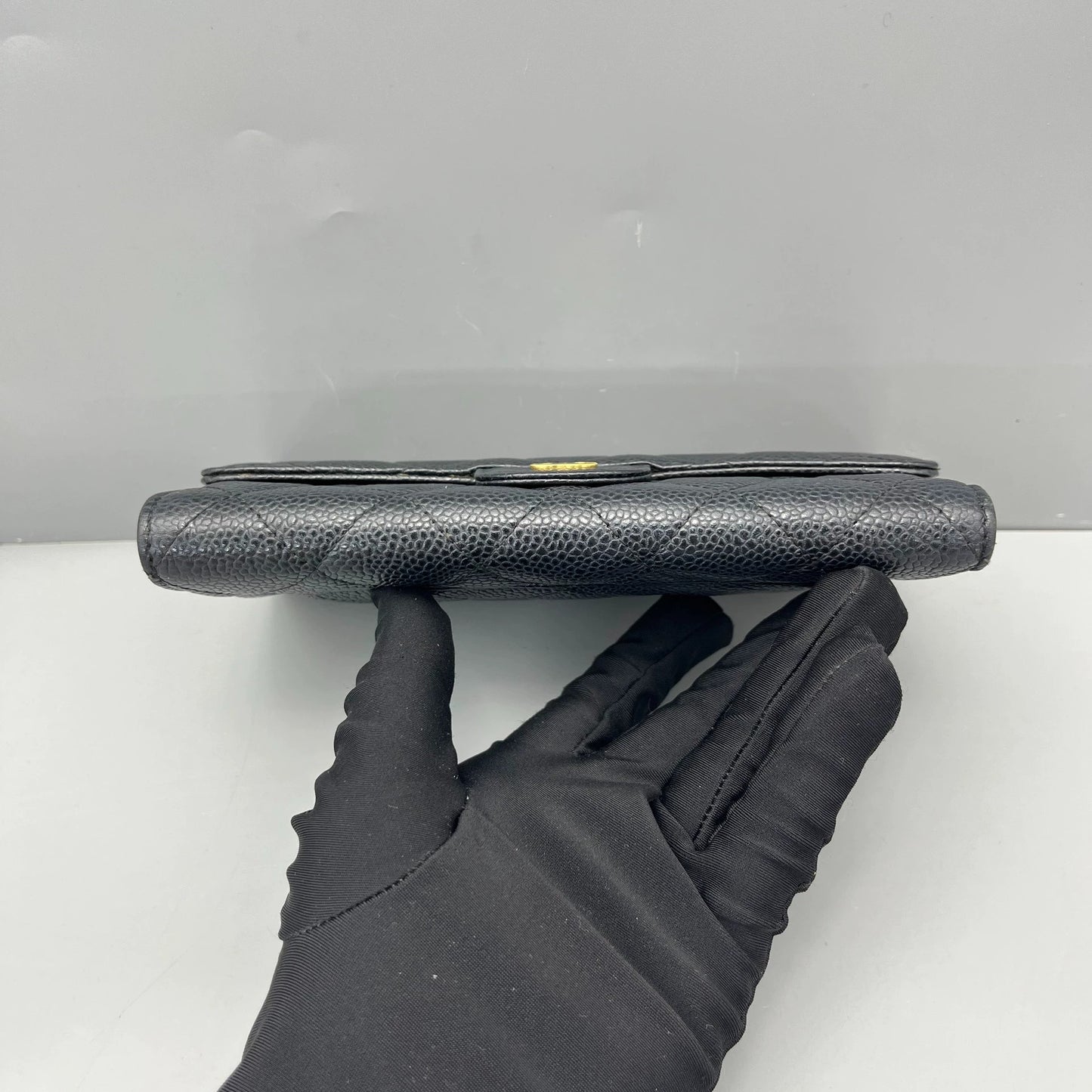 Chanel - Classic Flap Tri-fold Wallet - Caviar leather - Black - (Small)