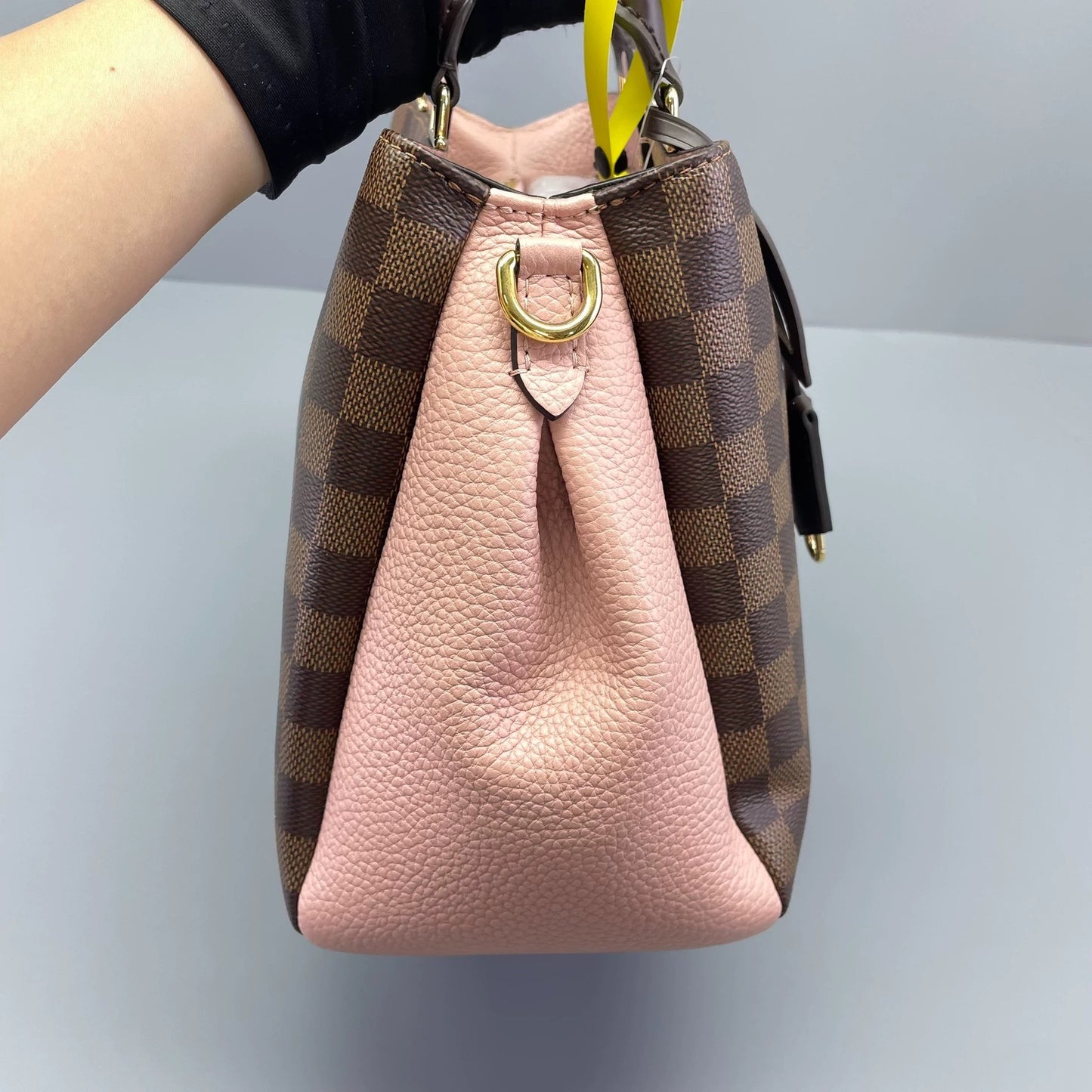 Louis Vuitton - Brittany - Damier Ebene coated canvas with grained leather trim - Brown and Pink - (medium)
