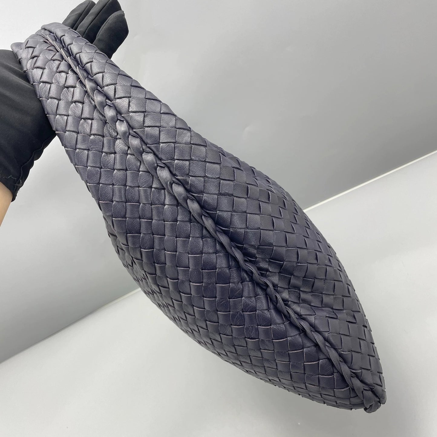 Bottega Veneta - Intrecciato Hobo Bag - Leather - Purple - (large)