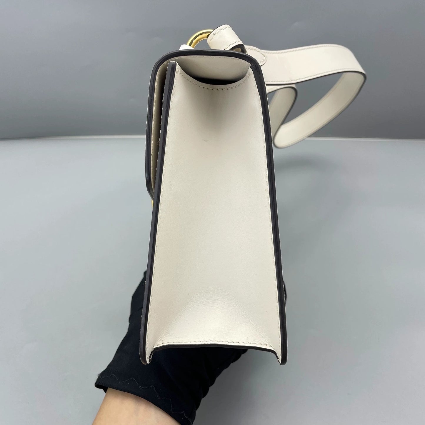 Gucci - Sylvie - Leather - White - (medium)