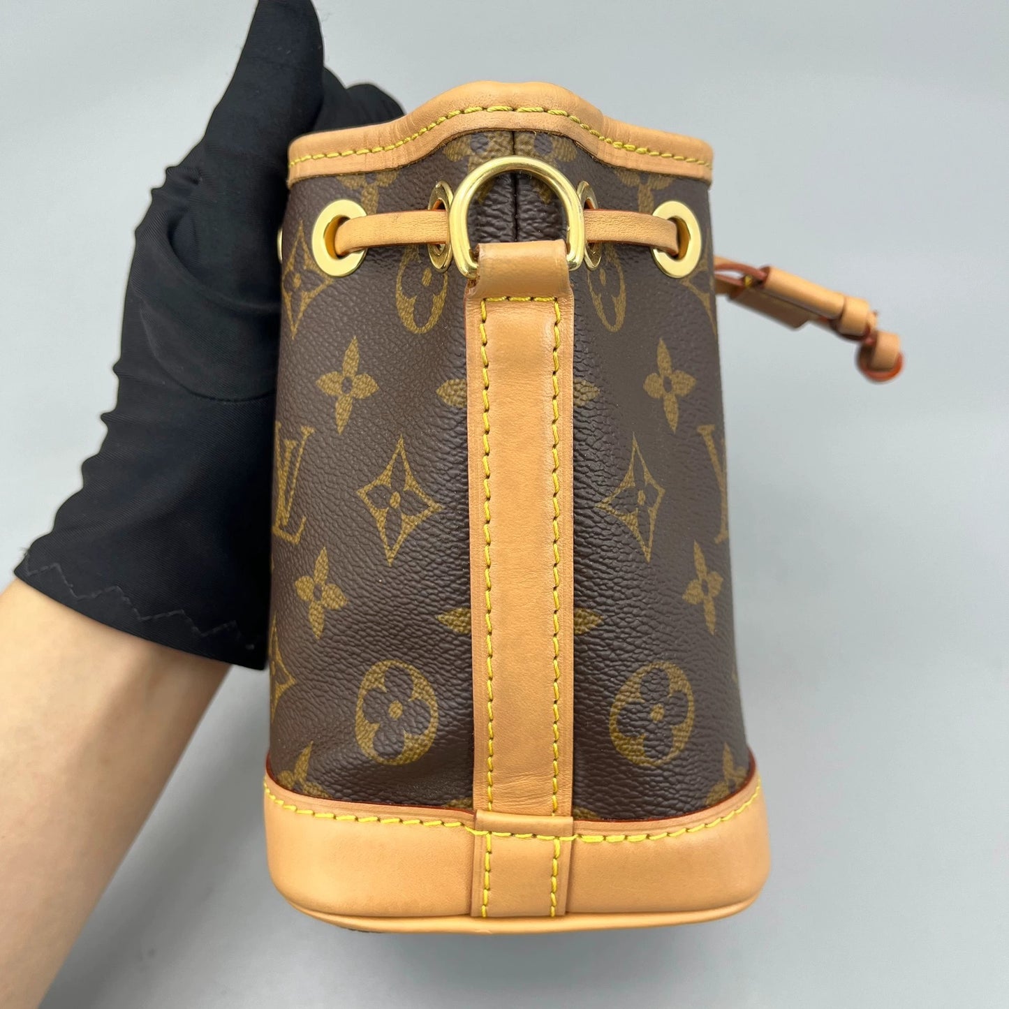 Louis Vuitton - Nano Noé - Monogram coated canvas and Vachetta leather - Brown - (Mini)
