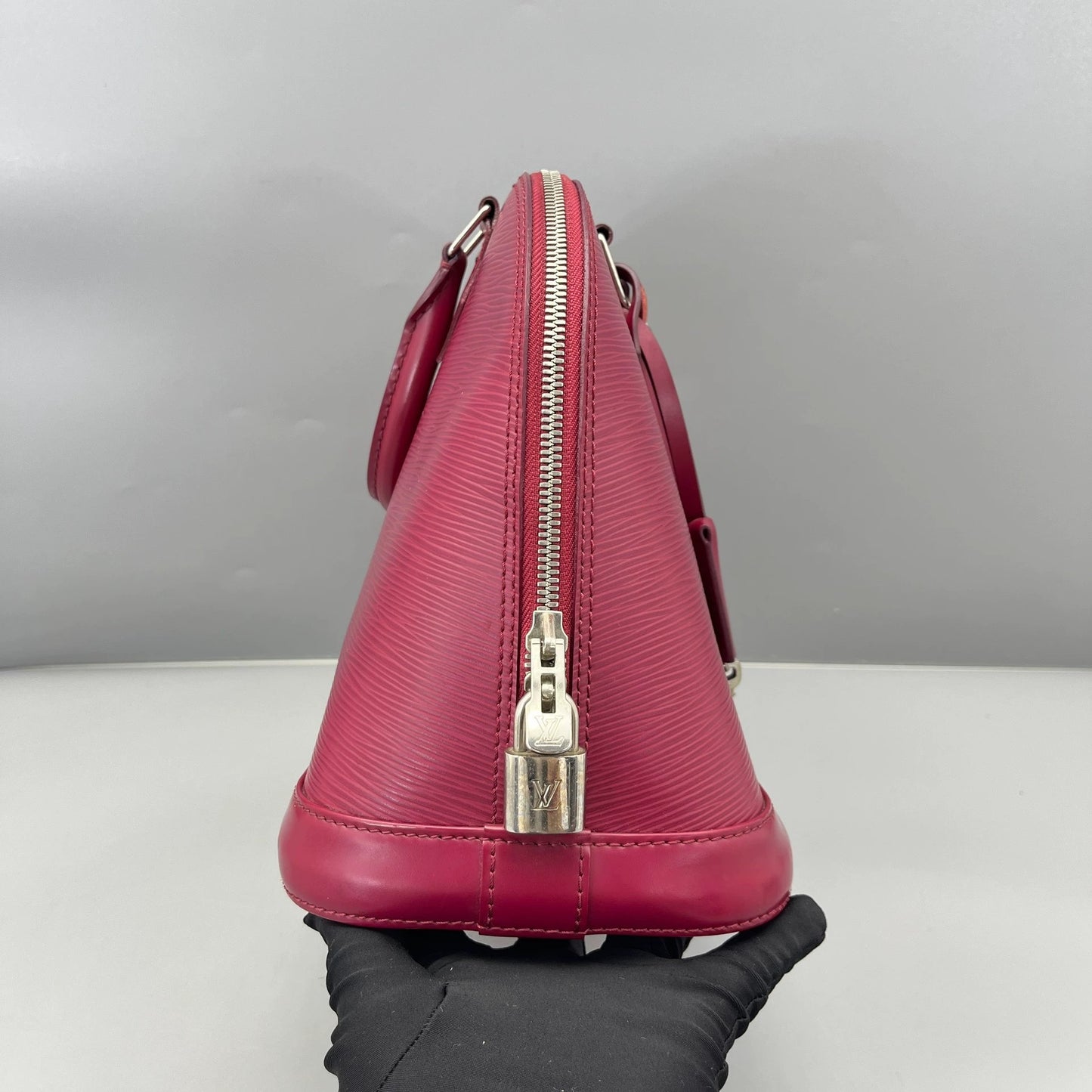 Louis Vuitton - Alma MM - Epi leather - Pink - (medium)