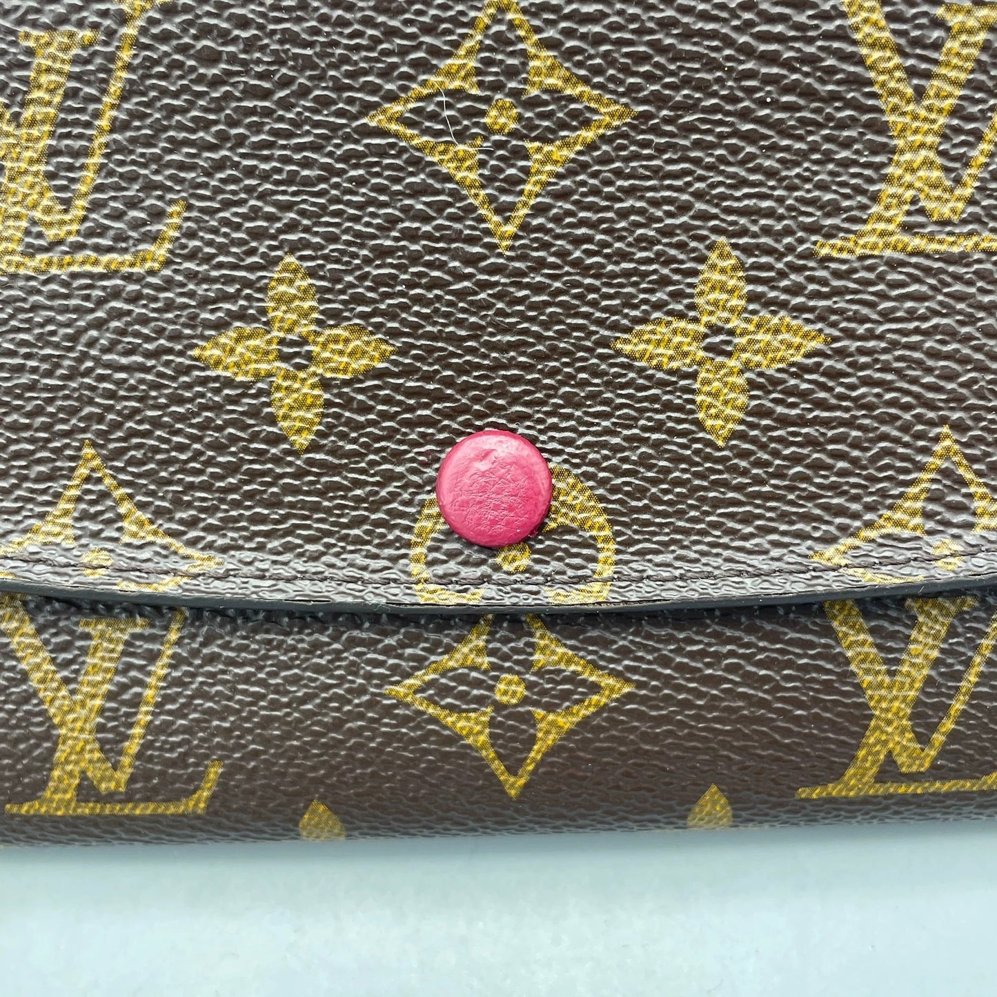 Louis Vuitton - Portefeuille Sarah - Monogram coated canvas with grained leather interior - Brown - (medium)