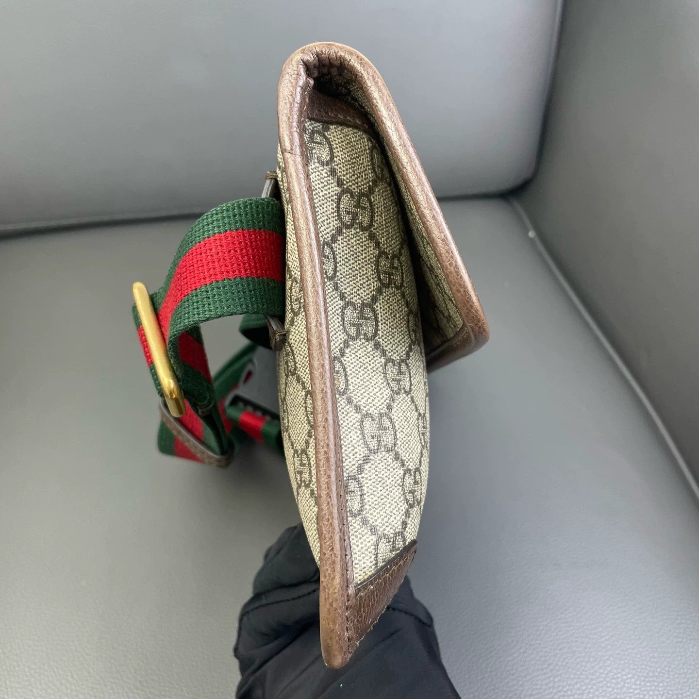 Gucci - Neo Vintage Tiger Head Belt Bag - GG Supreme canvas with leather trim and fabric Web strap - Beige and Brown with Red and Green accents - (small)