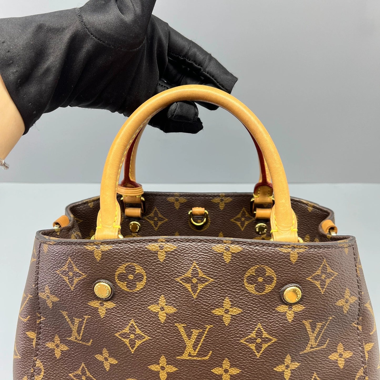 Louis Vuitton - Montaigne BB - Monogram coated canvas with Vachetta leather trim - Brown - (Small)