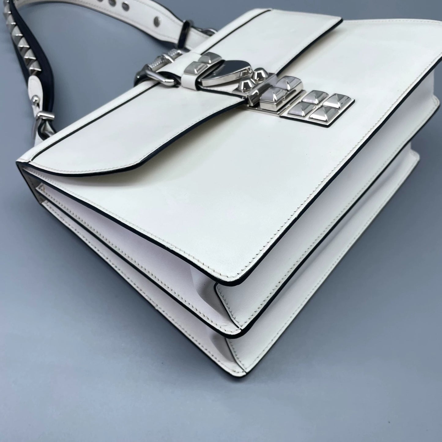 Prada - Riveted Accordion Flap Bag - Saffiano and smooth leather - White - (mini)