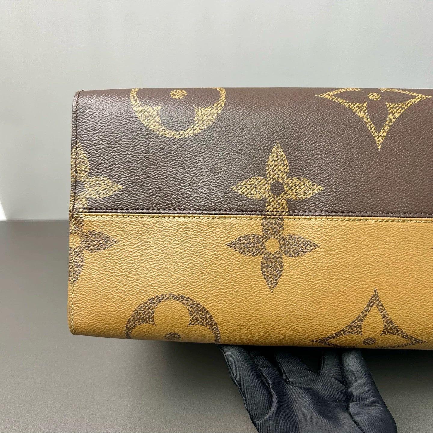 Louis Vuitton - Onthego GM - Monogram Giant canvas with leather trim - Brown - (large)