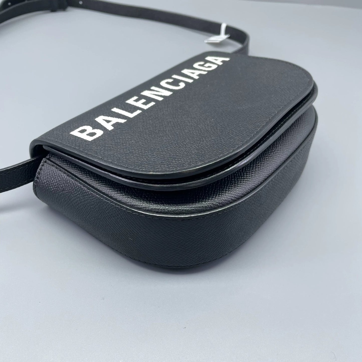 Balenciaga - Saddle Camera Bag - Grained leather - Black - (Small)