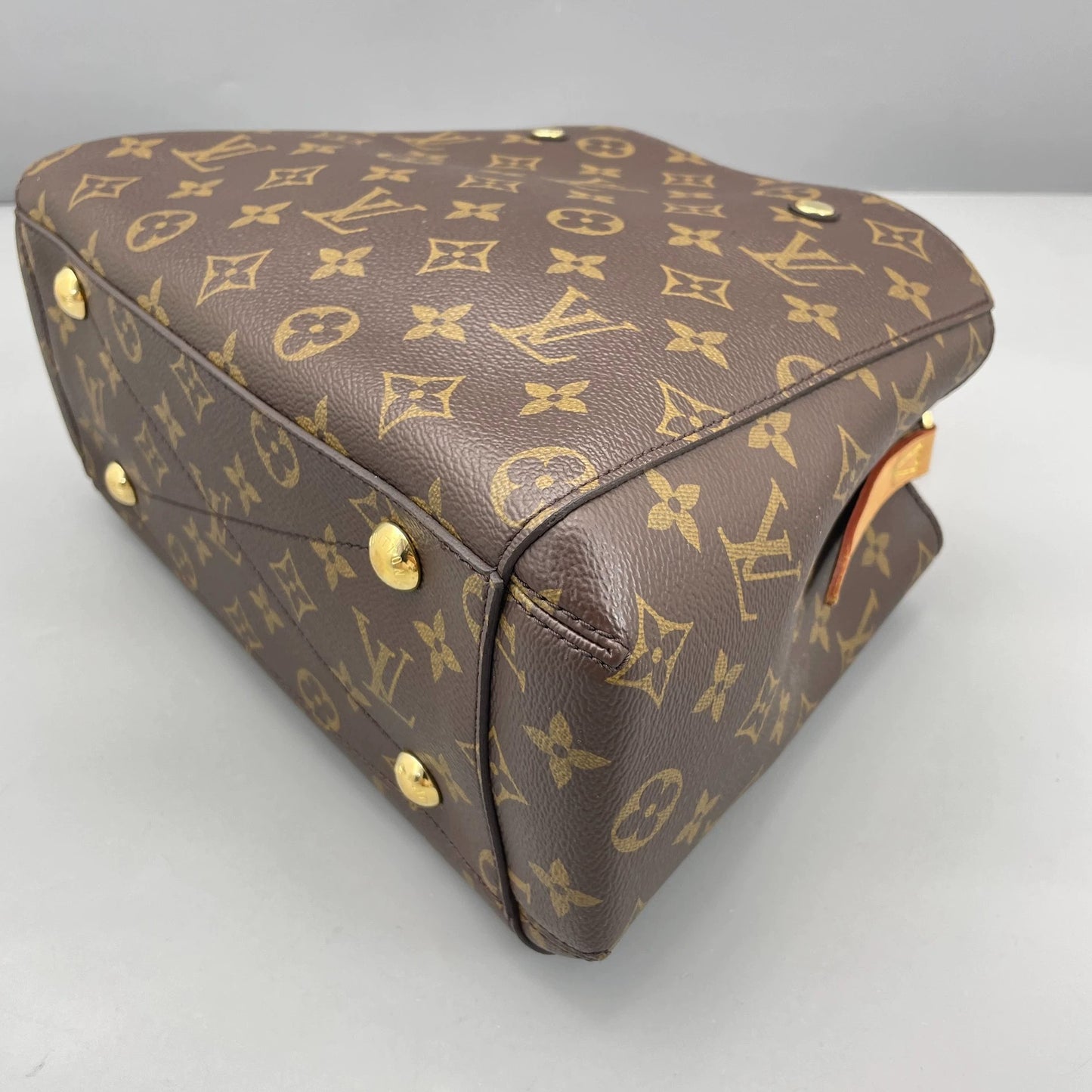 Louis Vuitton - Montaigne BB - Monogram coated canvas with Vachetta leather trim - Brown - (Mini)