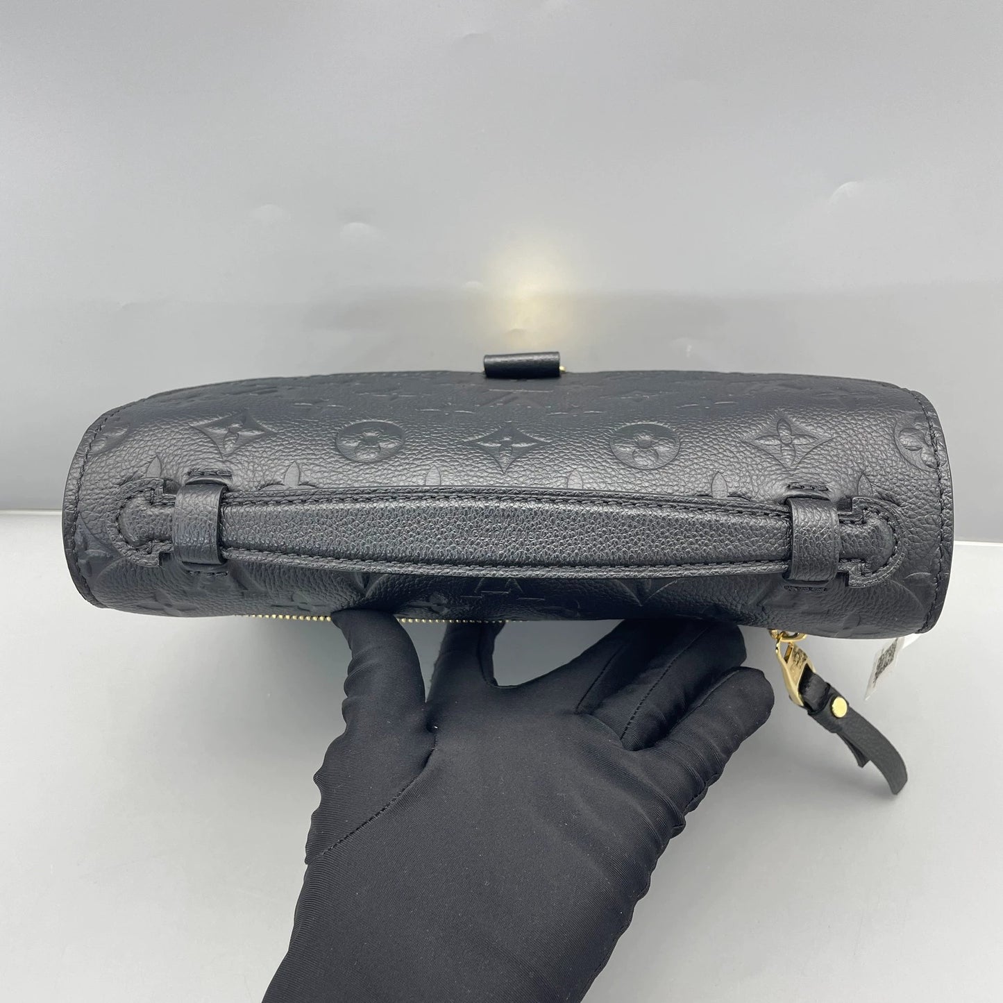 Louis Vuitton - Pochette Métis - Embossed Monogram Empreinte Leather - Black - (Medium)