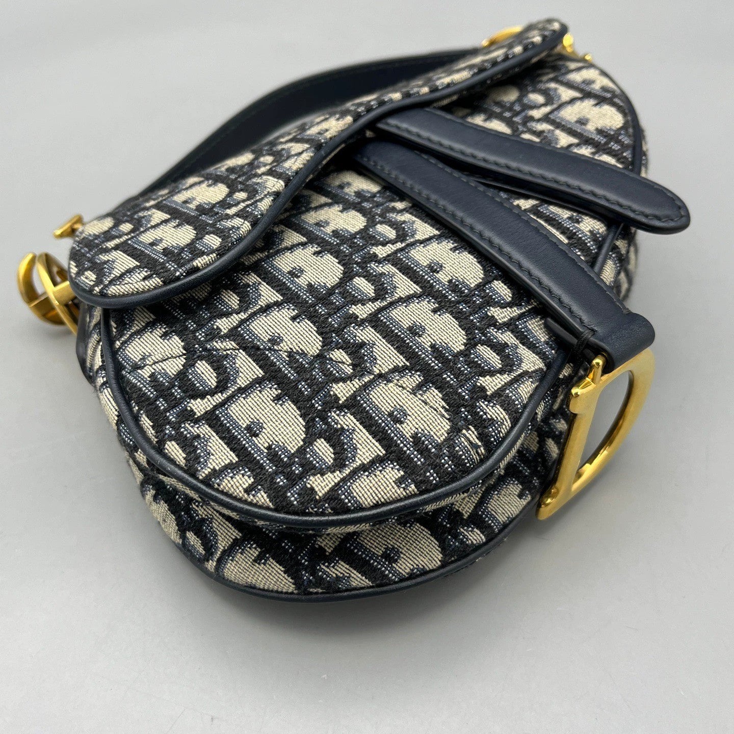 Dior - Saddle bag - Dior Oblique jacquard canvas with navy blue calfskin leather trim - Blue - (Small)