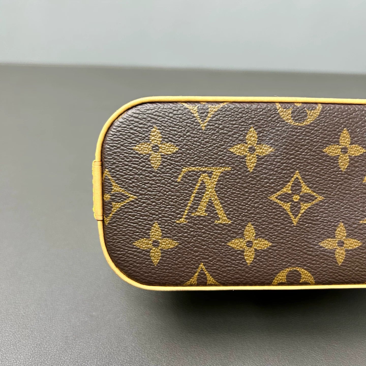 Louis Vuitton - Nano Alma - Monogram coated canvas with natural cowhide leather trim - Brown - (mini)