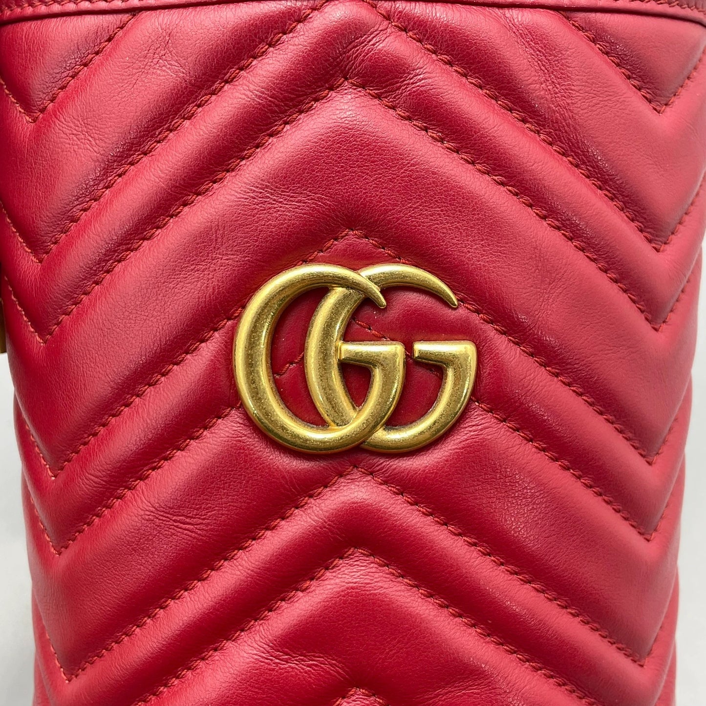 Gucci - GG Marmont Mini Bucket Bag - Leather - Red with Gold-Tone Hardware - (mini)