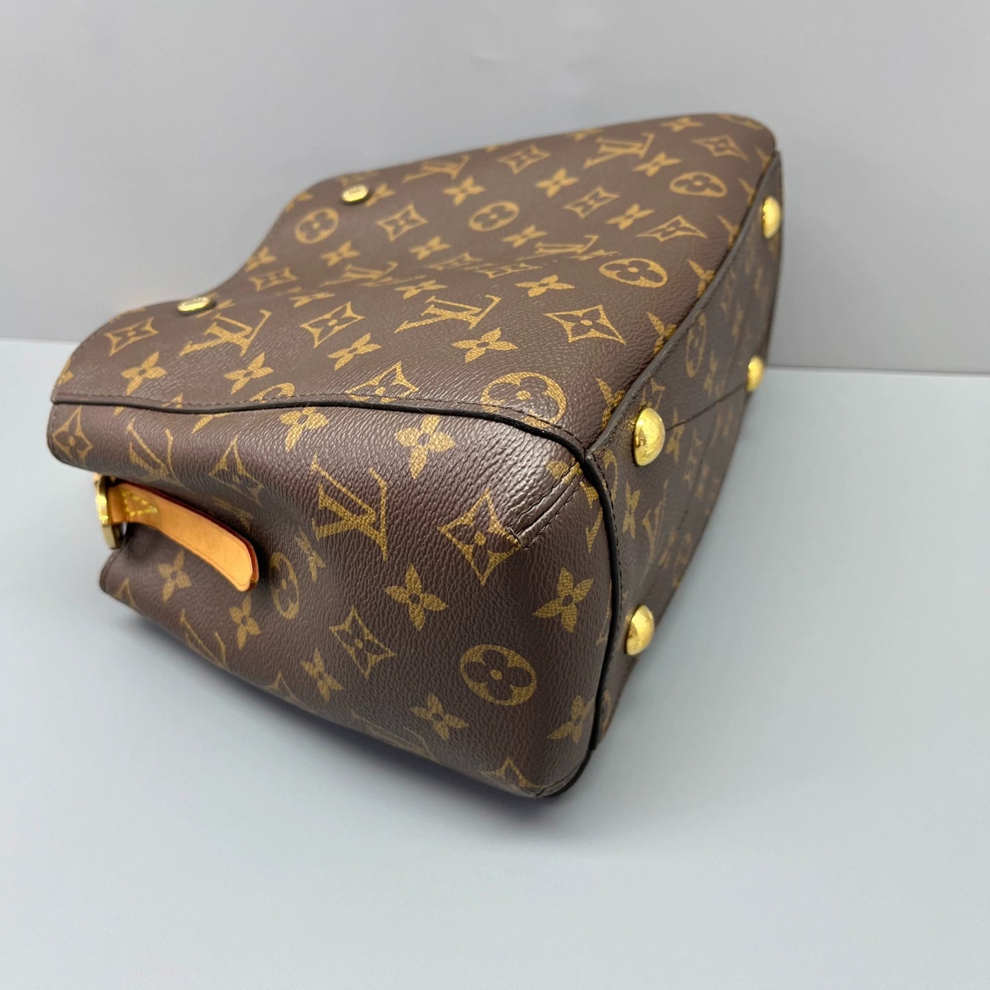 Louis Vuitton - Montaigne BB - Monogram coated canvas with Vachetta leather trim - Brown - (Small)