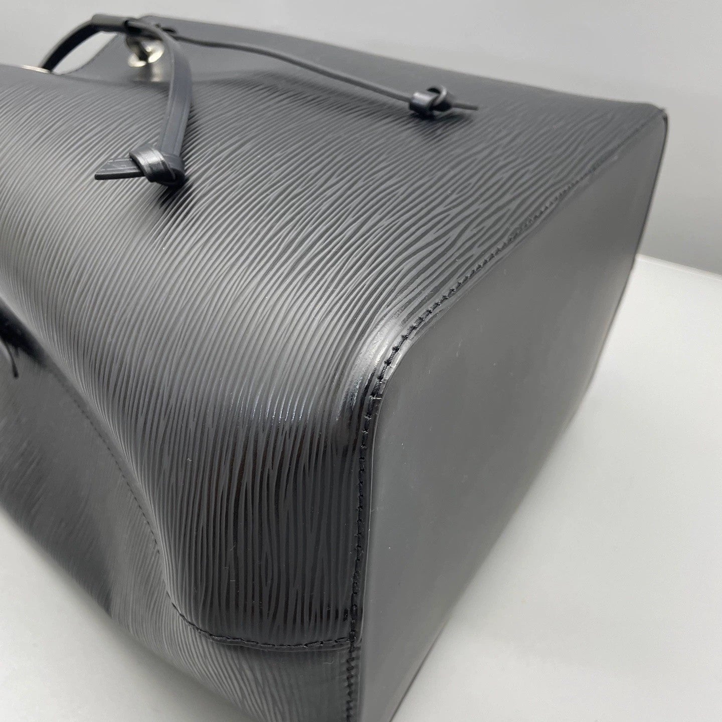 Louis Vuitton - Petit Noé - Epi leather - Black - (Medium)