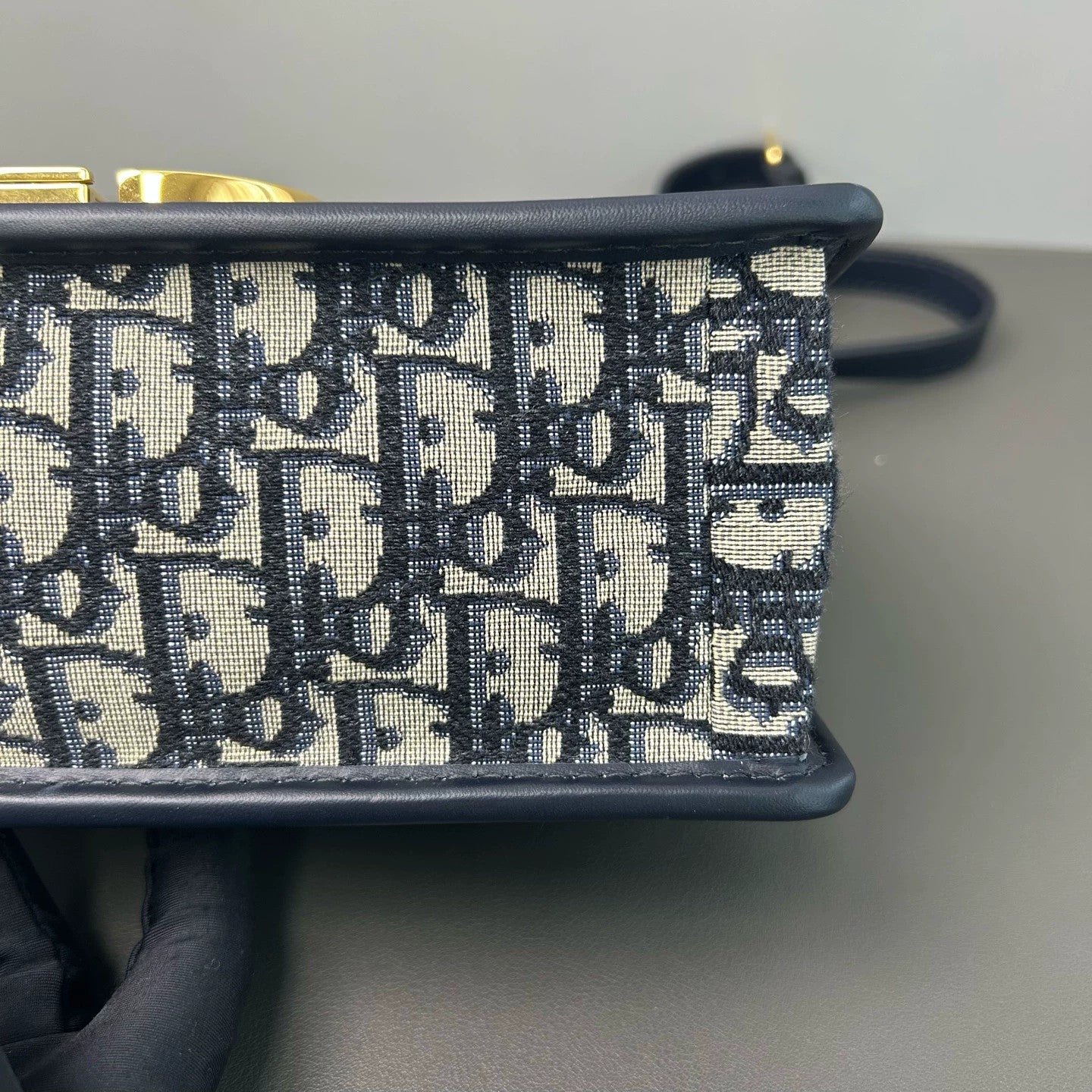 Dior - 30 Montaigne Oblique Embroidered Flap Bag with Chain - Embroidered canvas with leather trim - Blue - (medium)