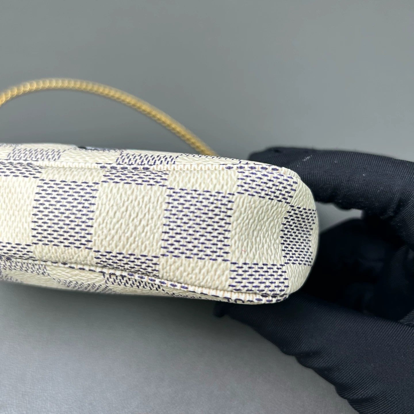 Louis Vuitton - Mini Pochette Accessoires - Coated Canvas - Multicolour - (Mini)