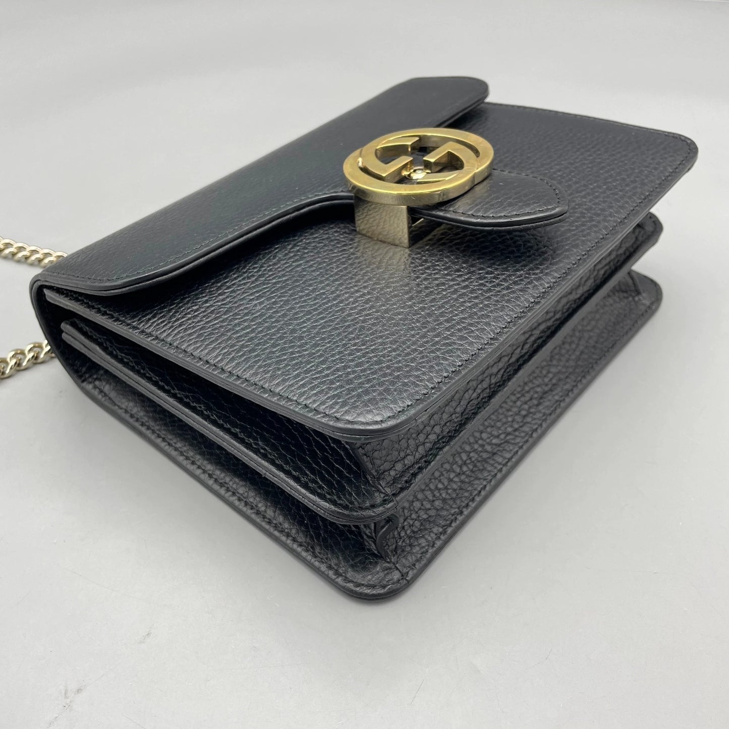 Gucci - Interlocking G Accordion Chain Bag - Leather - Black - (small)