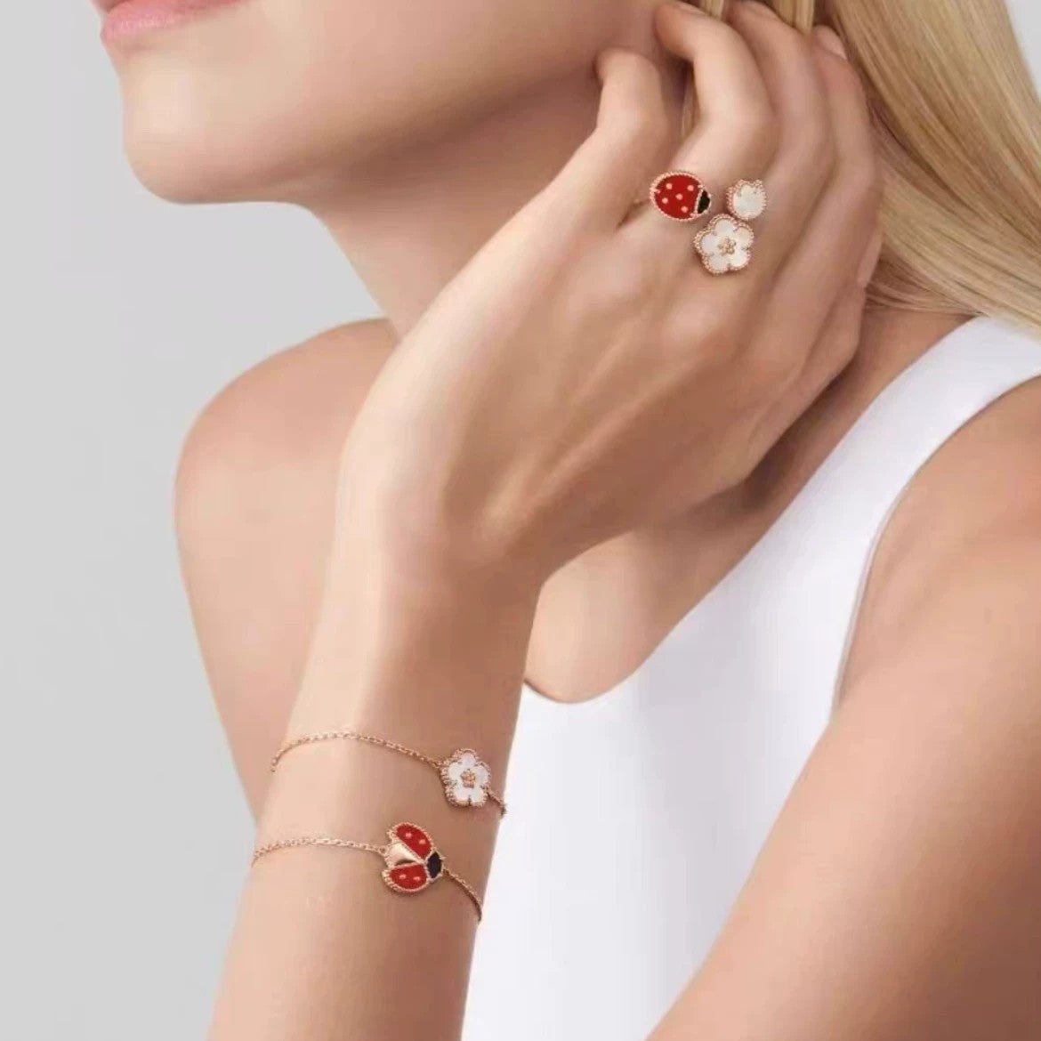 Van Cleef & Arpels - Lucky Spring bracelet - 18k rose gold and mother-of-pearl - Rose gold and White
