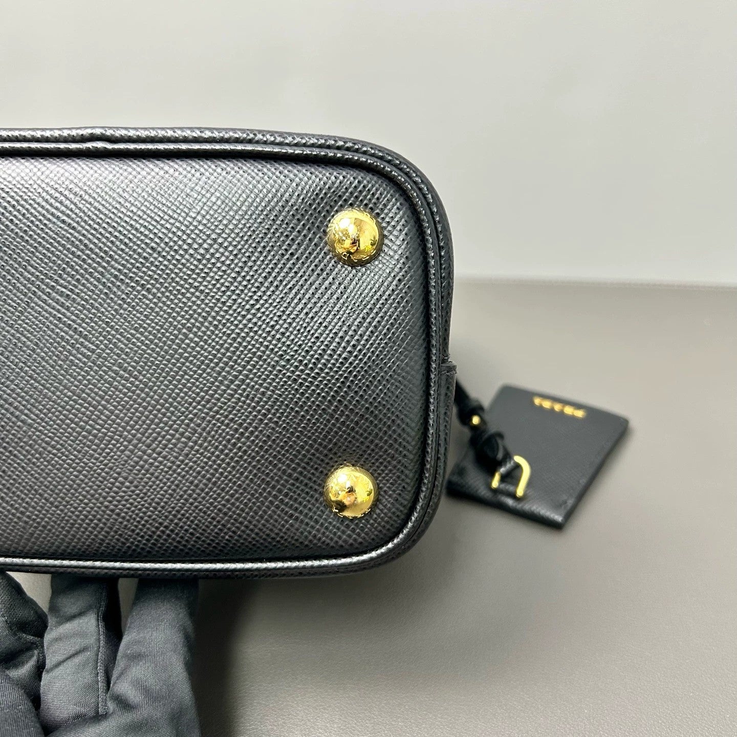 Prada - Panier Bucket Bag - Saffiano leather - Black - (mini)