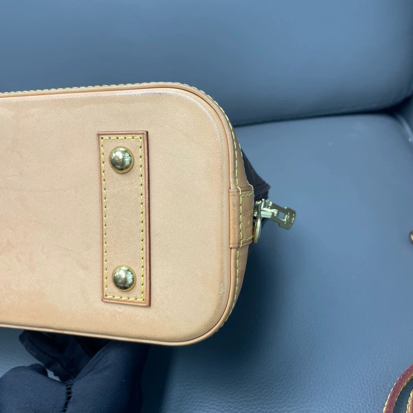 Louis Vuitton - Alma BB - Monogram canvas with Vachetta leather trim - Brown - (mini)