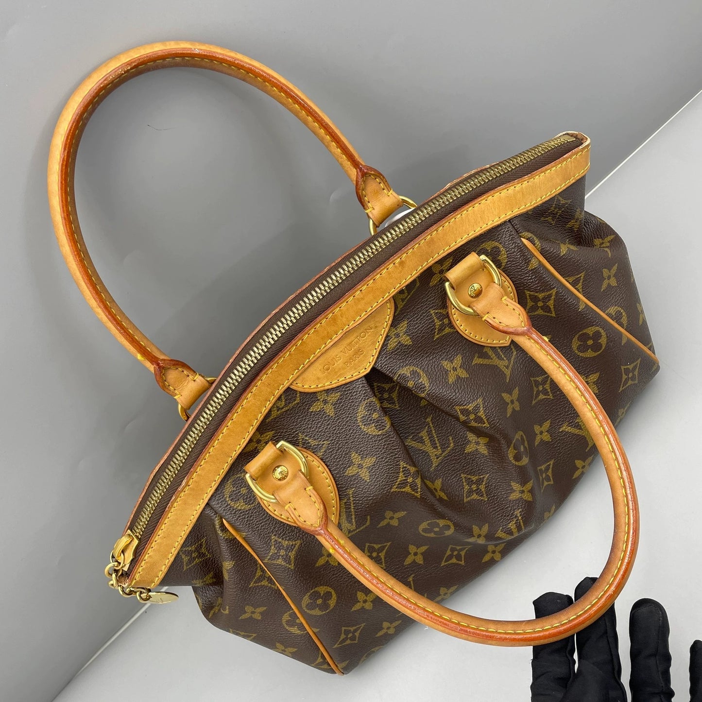 Louis Vuitton - Jiaozibao - Monogram coated canvas with Vachetta leather trim - Brown - (Small)