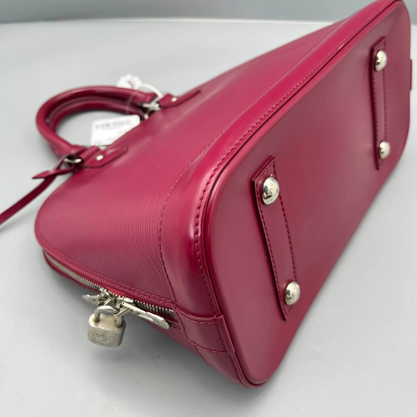 Louis Vuitton - Alma MM - Epi leather - Pink - (medium)