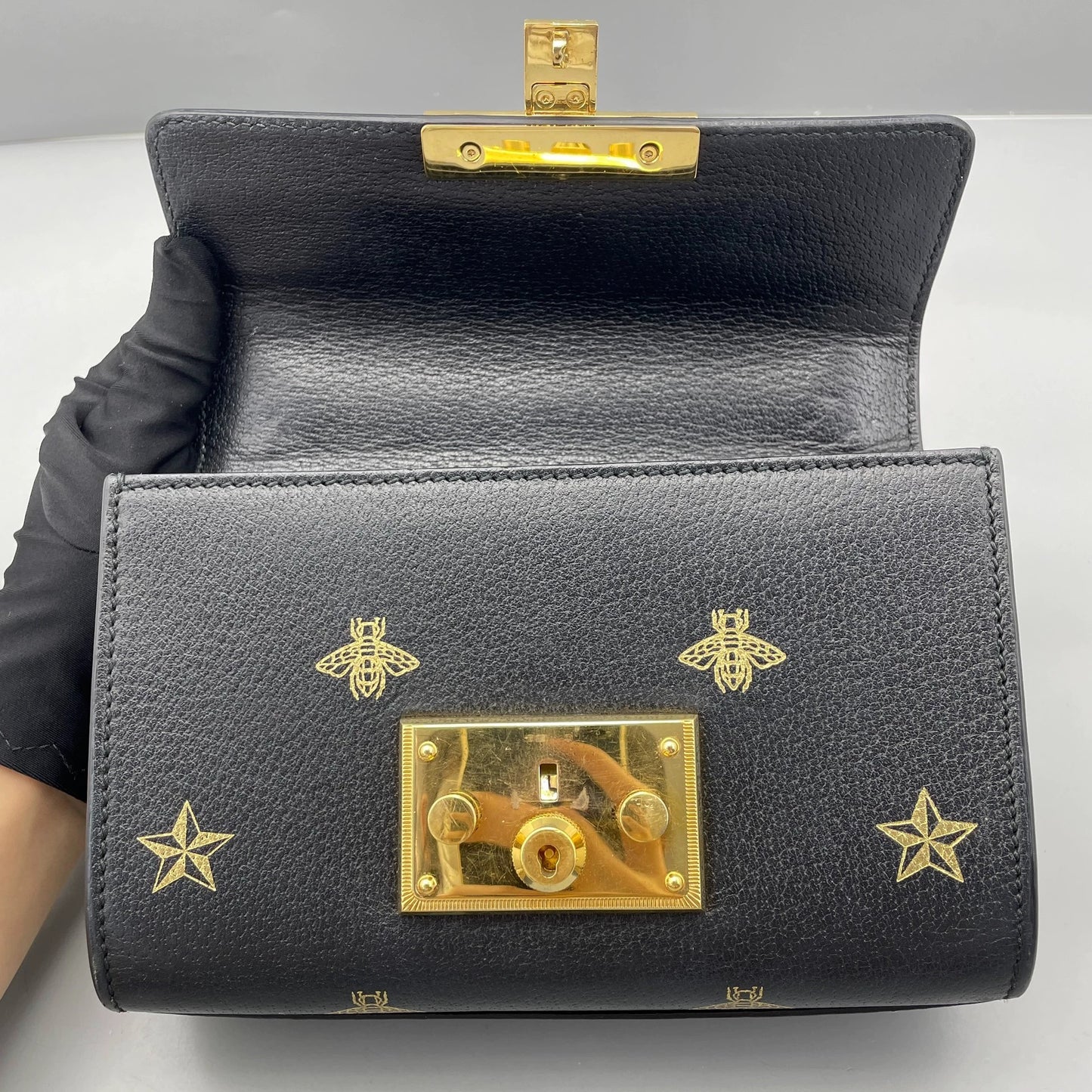 Gucci - Padlock Bee Mini Bag - Leather - Black - (small)