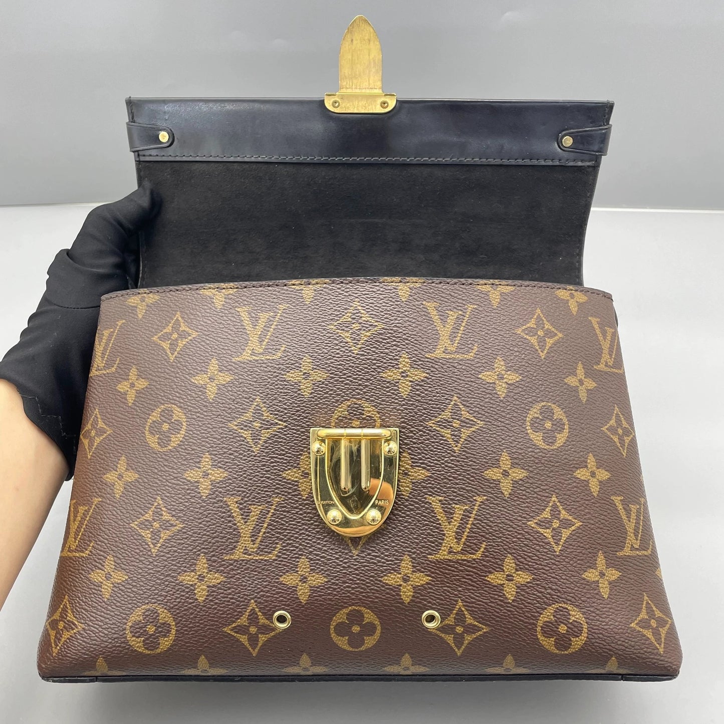 Louis Vuitton - One Handle - Monogram canvas, Leather - Brown, Black - (medium)