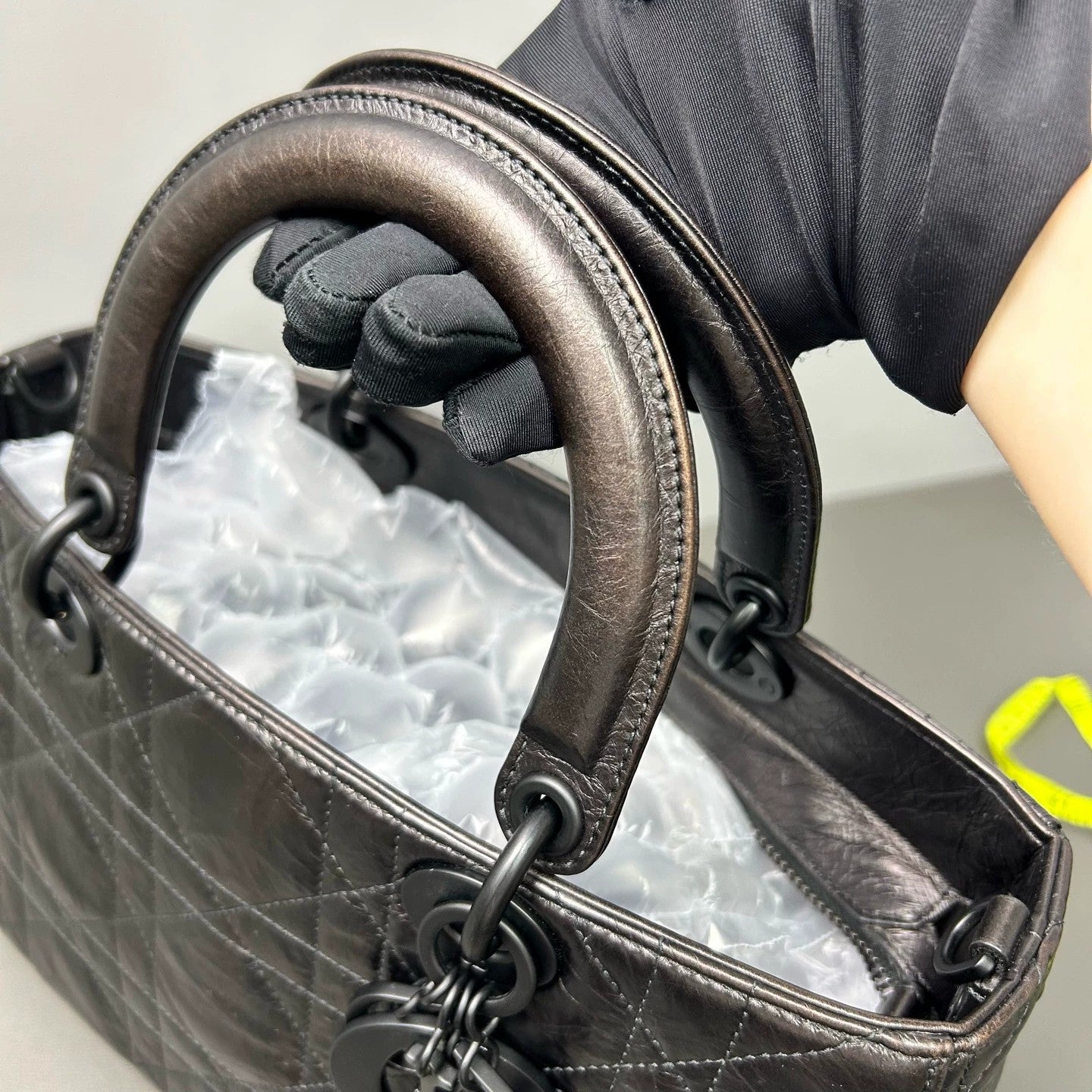 Dior - Lady Dior D-Sire So Black - Oiled wax leather - Black - (mini)