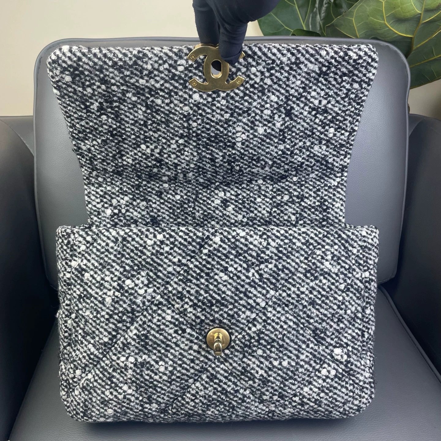 Chanel - 19 Bag - Tweed and Leather - Multicolour - (large)