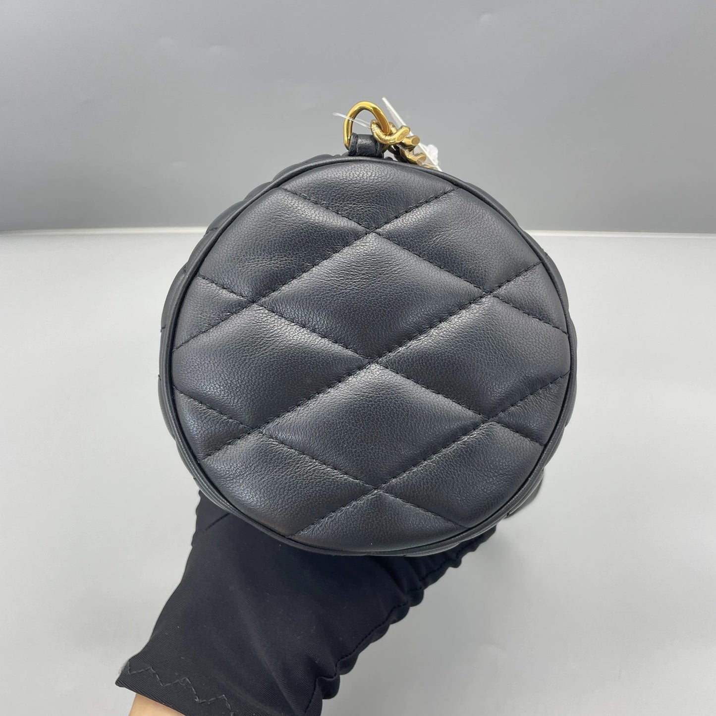 Saint Laurent - Quilted Barrel Chain Bag - Leather - Black - (mini)