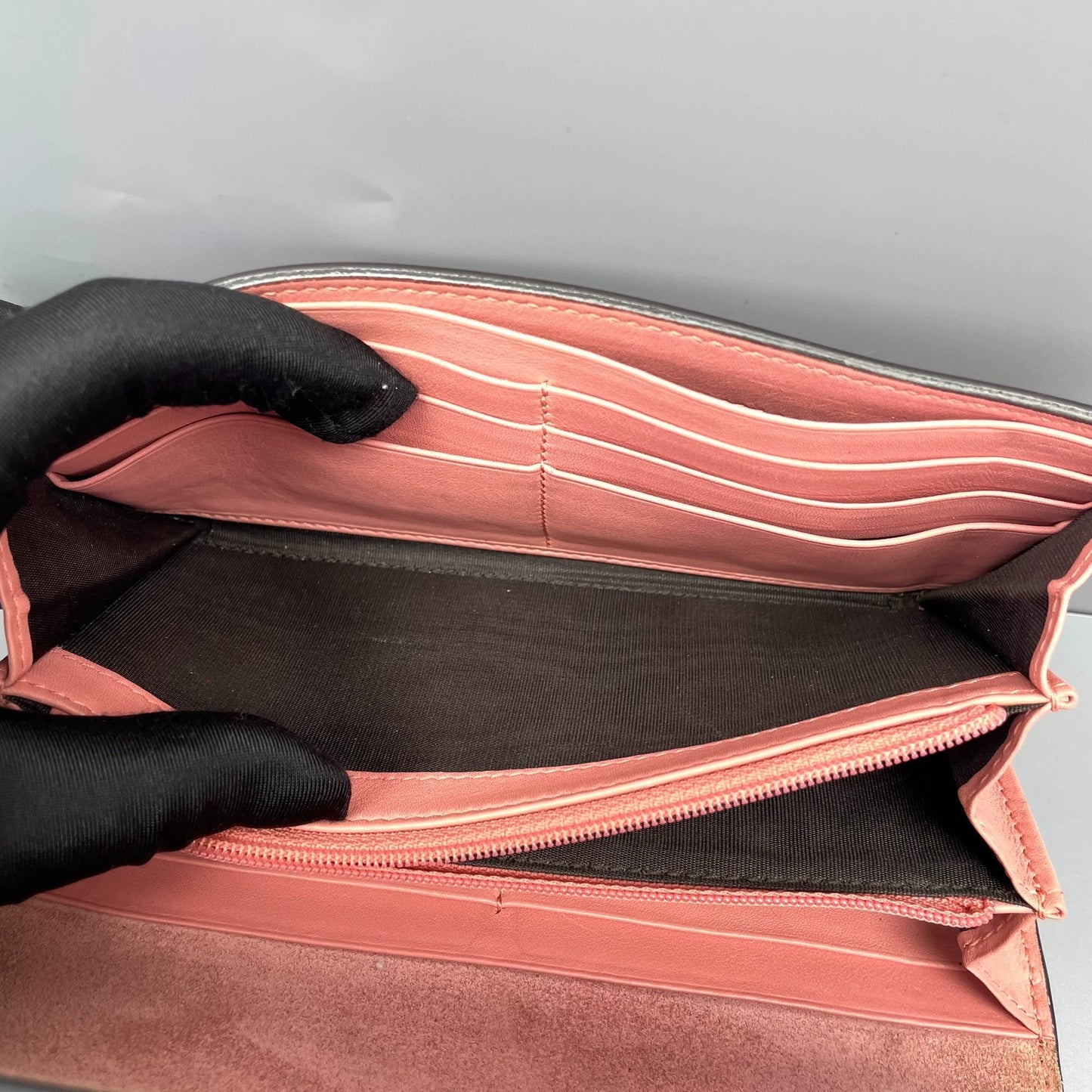 Gucci - Double G Heart Wallet - Patent leather - Pink - (Medium)