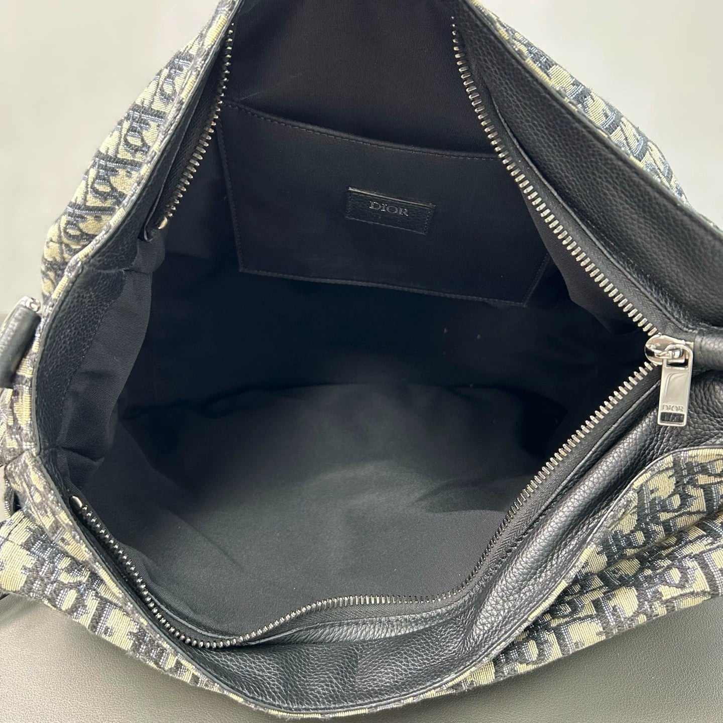 Dior - Saddle Soft Tote - Oblique jacquard canvas with pebbled leather trim - Beige and Navy with Black leather - (Small)