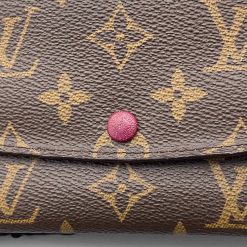 Louis Vuitton - Portefeuille Sarah - Monogram canvas with grained leather interior - Brown with purple-red accent - (medium)