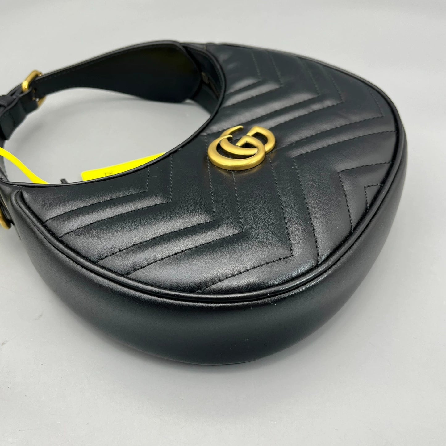 Gucci - GG Marmont Half Moon Bag - Leather - Black - (Small)