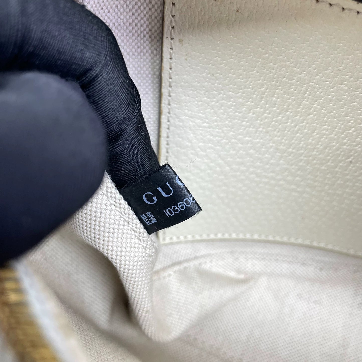 Gucci - Ophidia GG Small Camera Bag - GG Supreme canvas with grained leather trim - Beige and white with red and navy accents - (Medium)