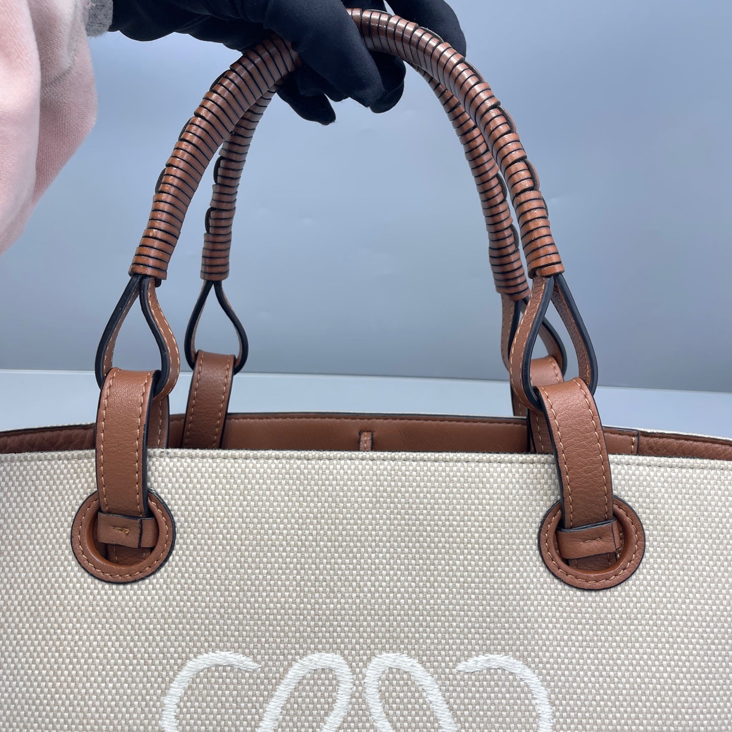 Loewe - Anagram Vertical Tote - Canvas and leather - Beige with Brown accents - (medium)